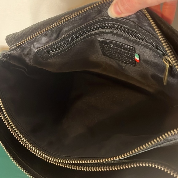 Maxon Collection Genuine Leather Black Crossbody Bag with Detachable Chain Strap - Picture 11 of 16